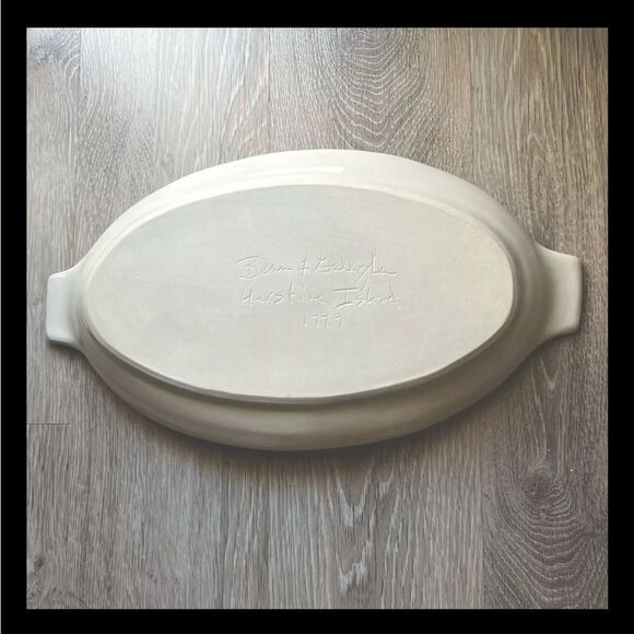 Benn & Gallagher Harstine Island Coastal Duck Pugent Large 15" Platter Casserole - Picture 5 of 8